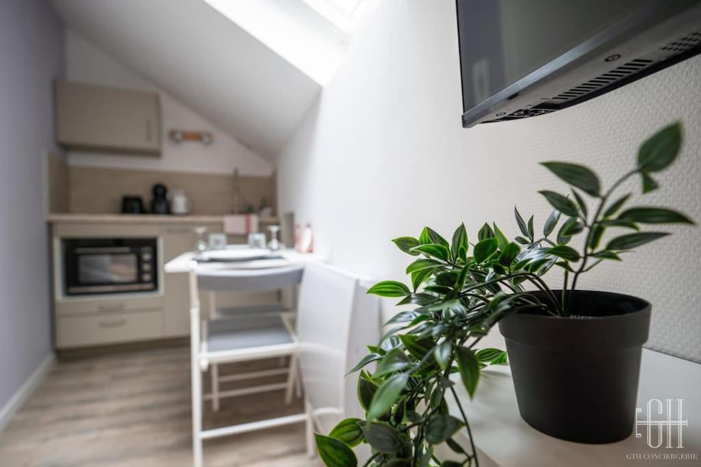 Cassia - Face Gare De Tours Apartment Luaran gambar